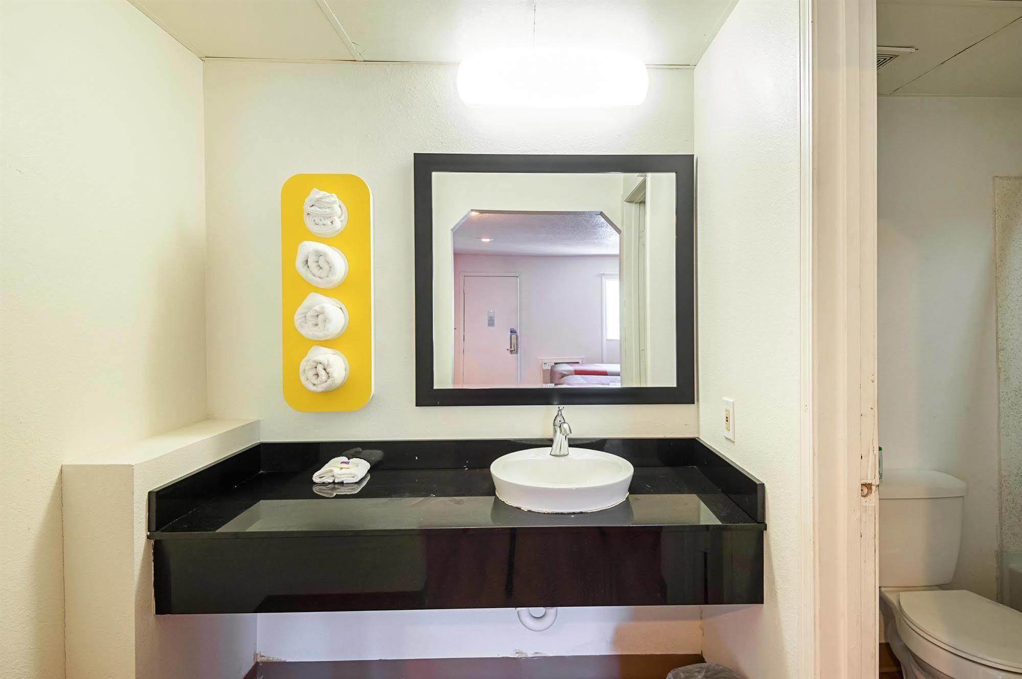 Motel 6-Blue Springs, Mo Ngoại thất bức ảnh